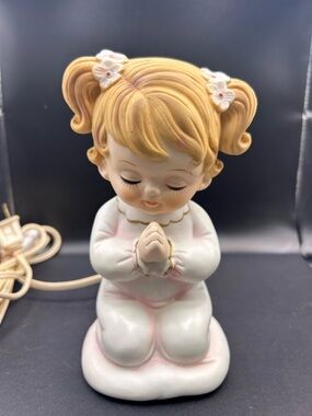 Vintage Lefton Little Girl Praying Night Light In Working Order #6626 1960s